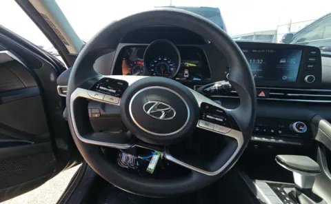 More photos of 2023 Hyundai Elantra SEL at Auto Boutique Florida, FL