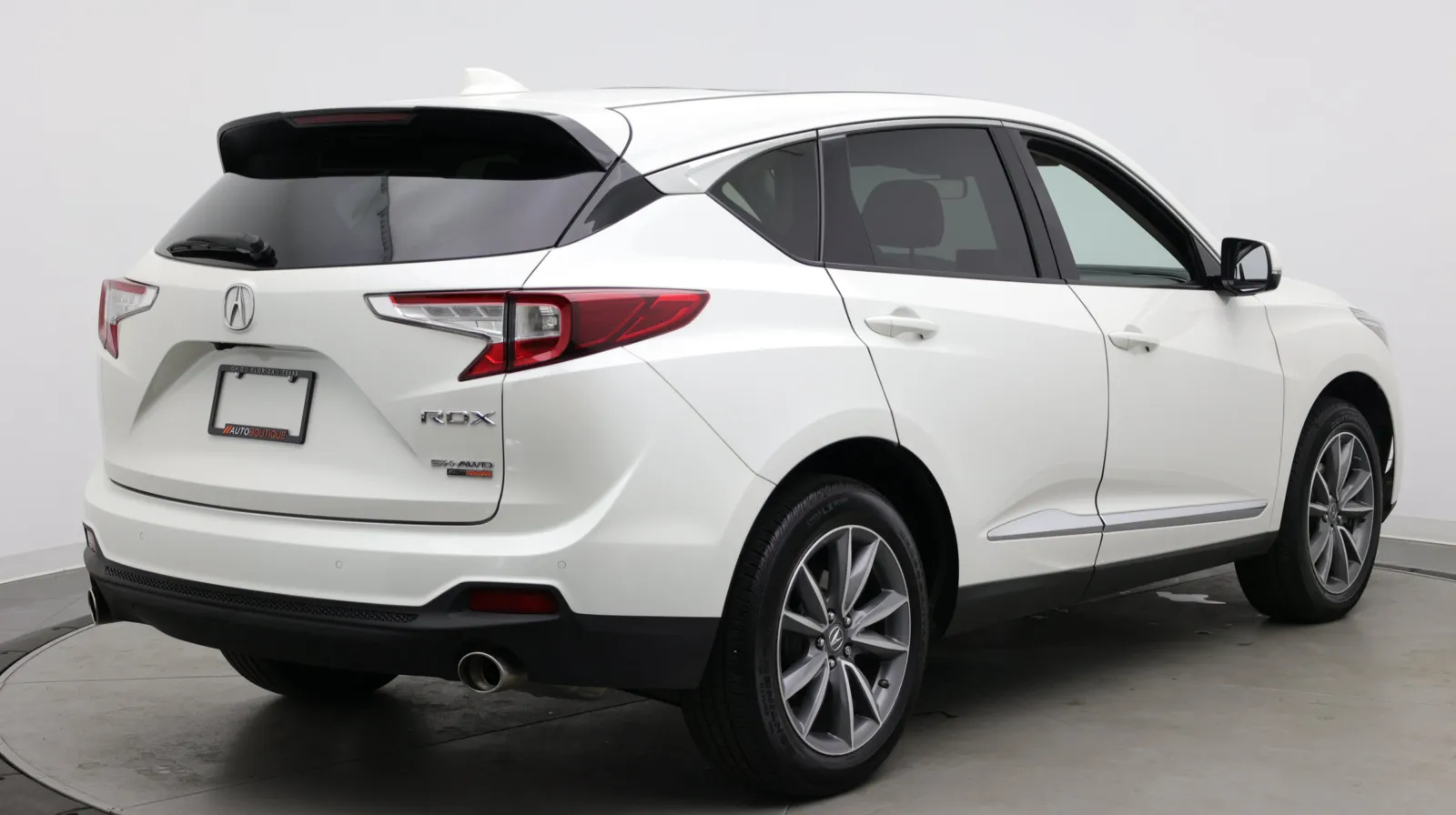 Acura RDX photo 8