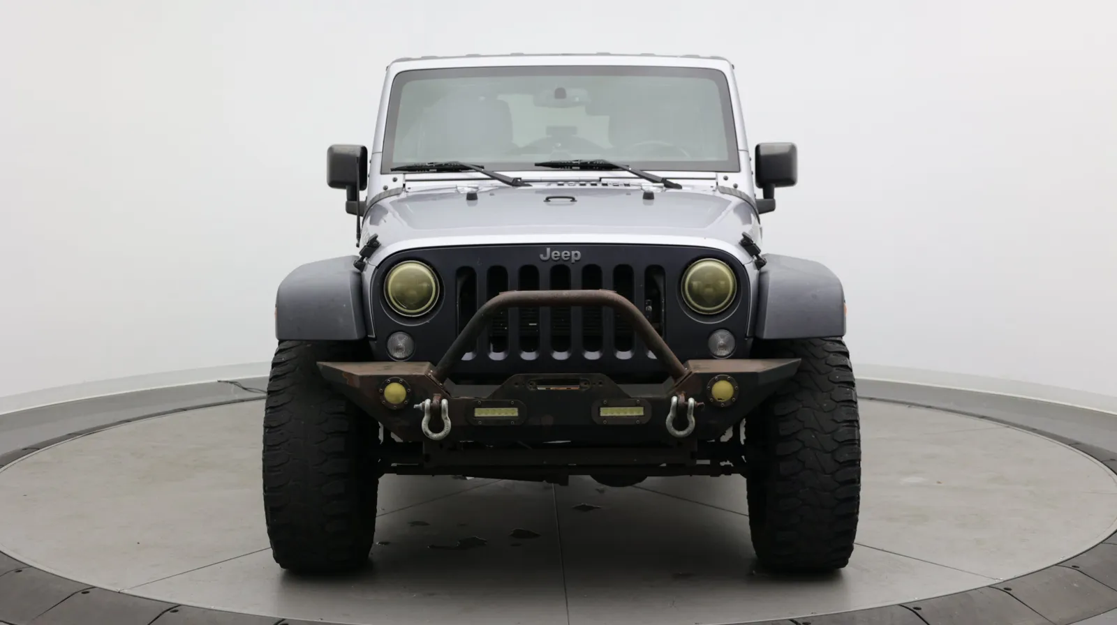 Jeep Wrangler photo 2