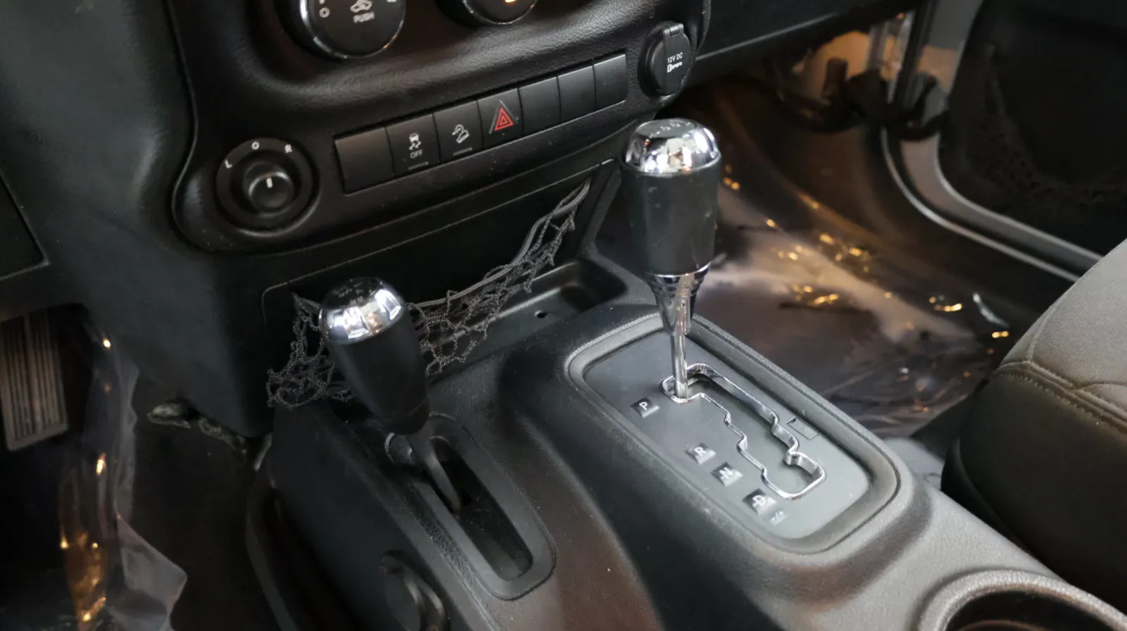 Jeep Wrangler photo 11
