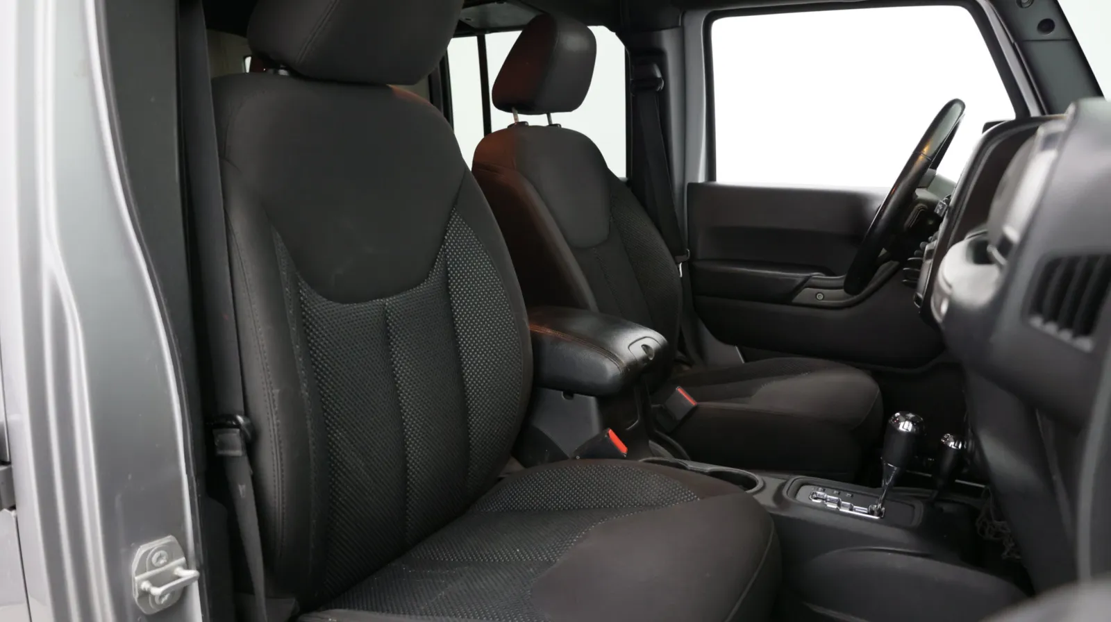 Jeep Wrangler photo 27