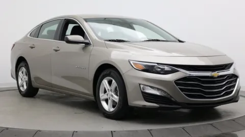 Another view of 2022 Chevrolet Malibu LT for sale in Jacksonville, FL at Auto Boutique Florida