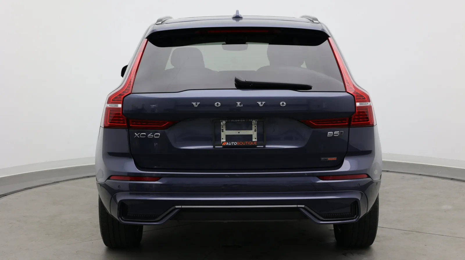 Volvo XC60 photo 7