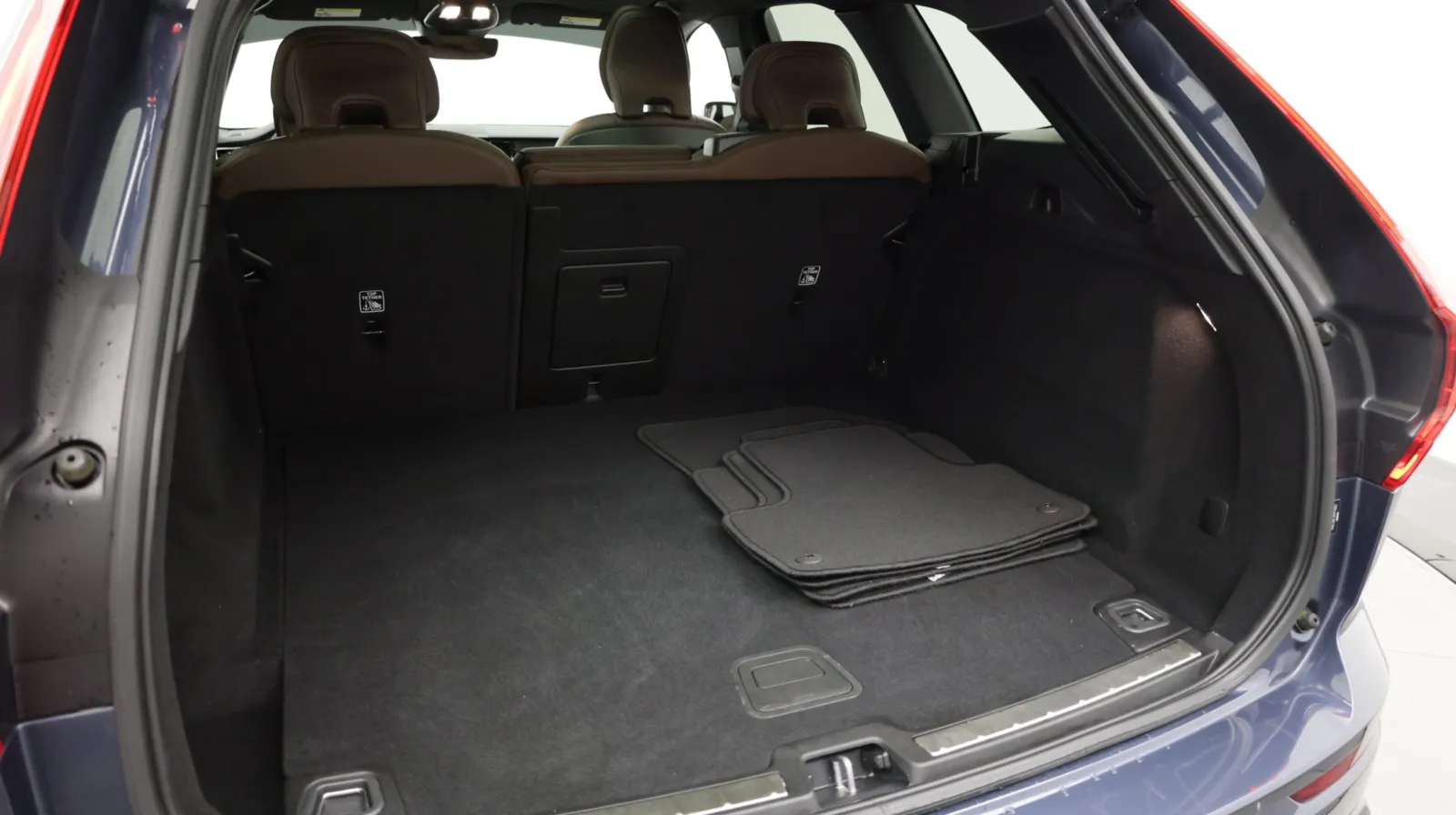 Volvo XC60 photo 27