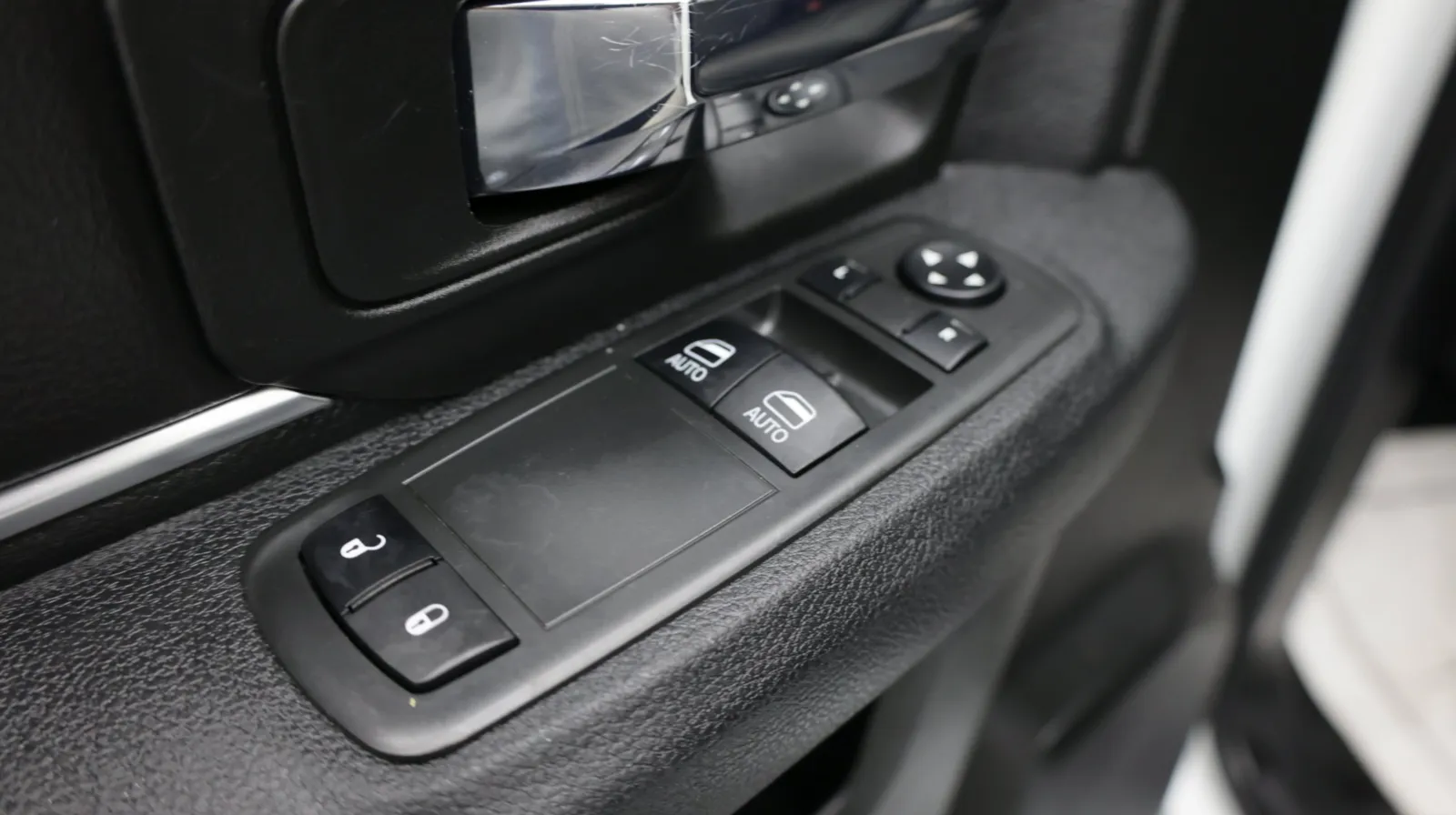 Ram 1500 photo 11