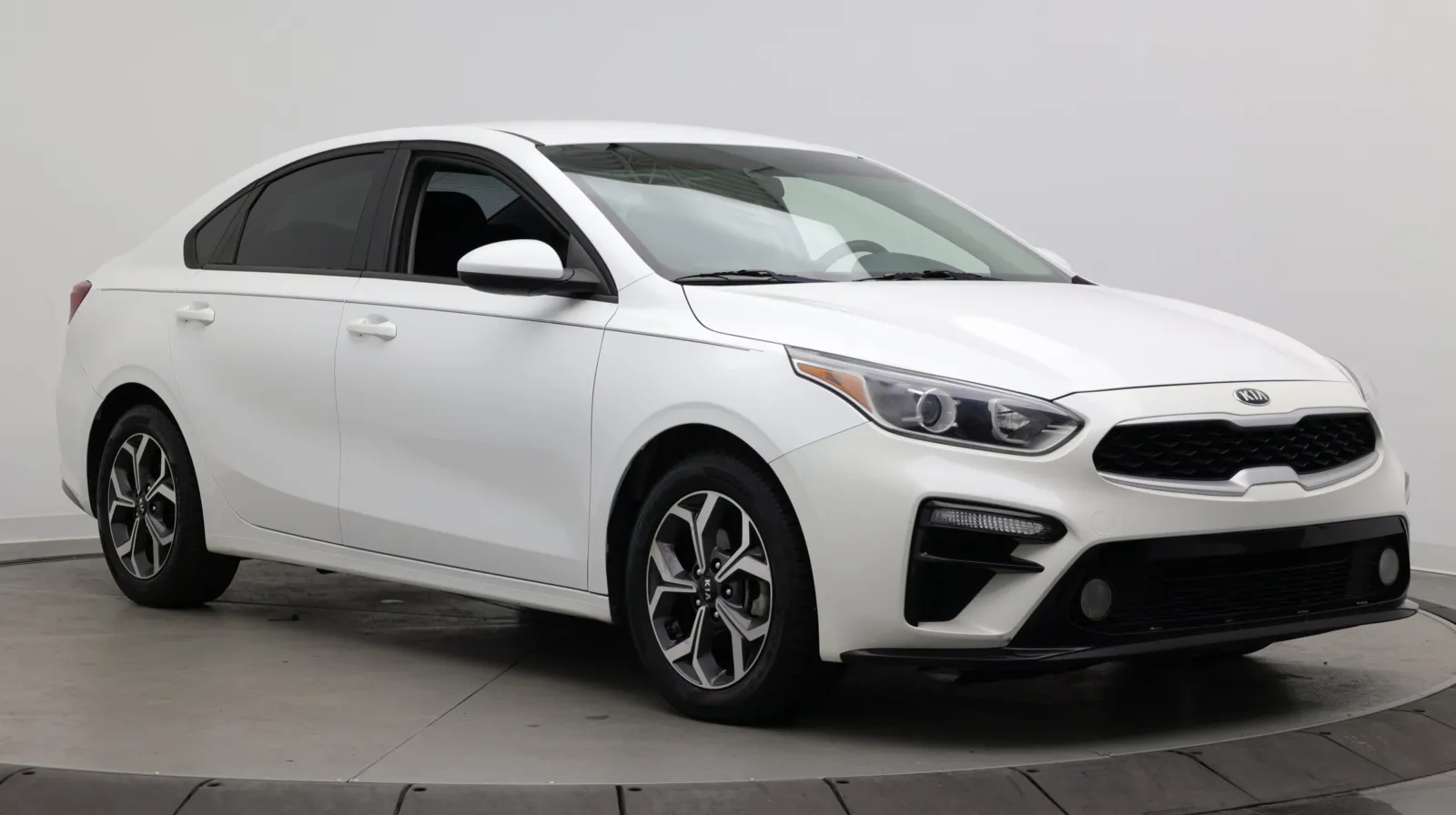 Kia Forte photo 3