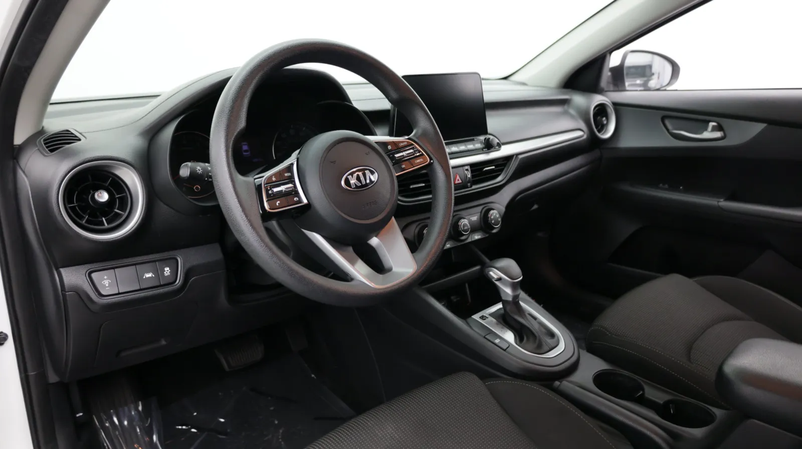 Kia Forte photo 10