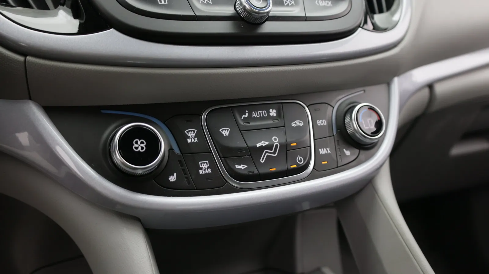 Chevrolet Volt photo 17