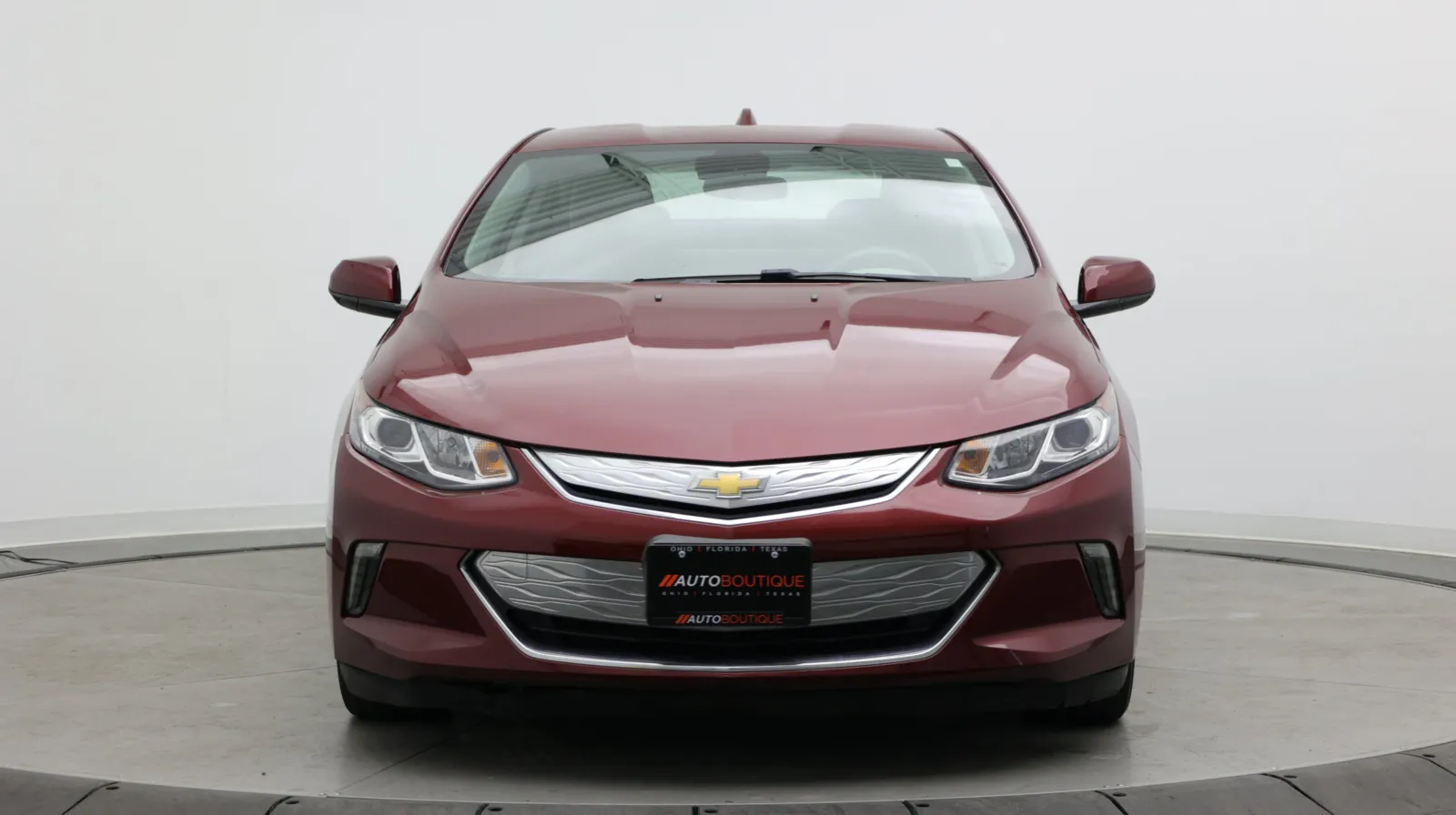 Chevrolet Volt photo 2
