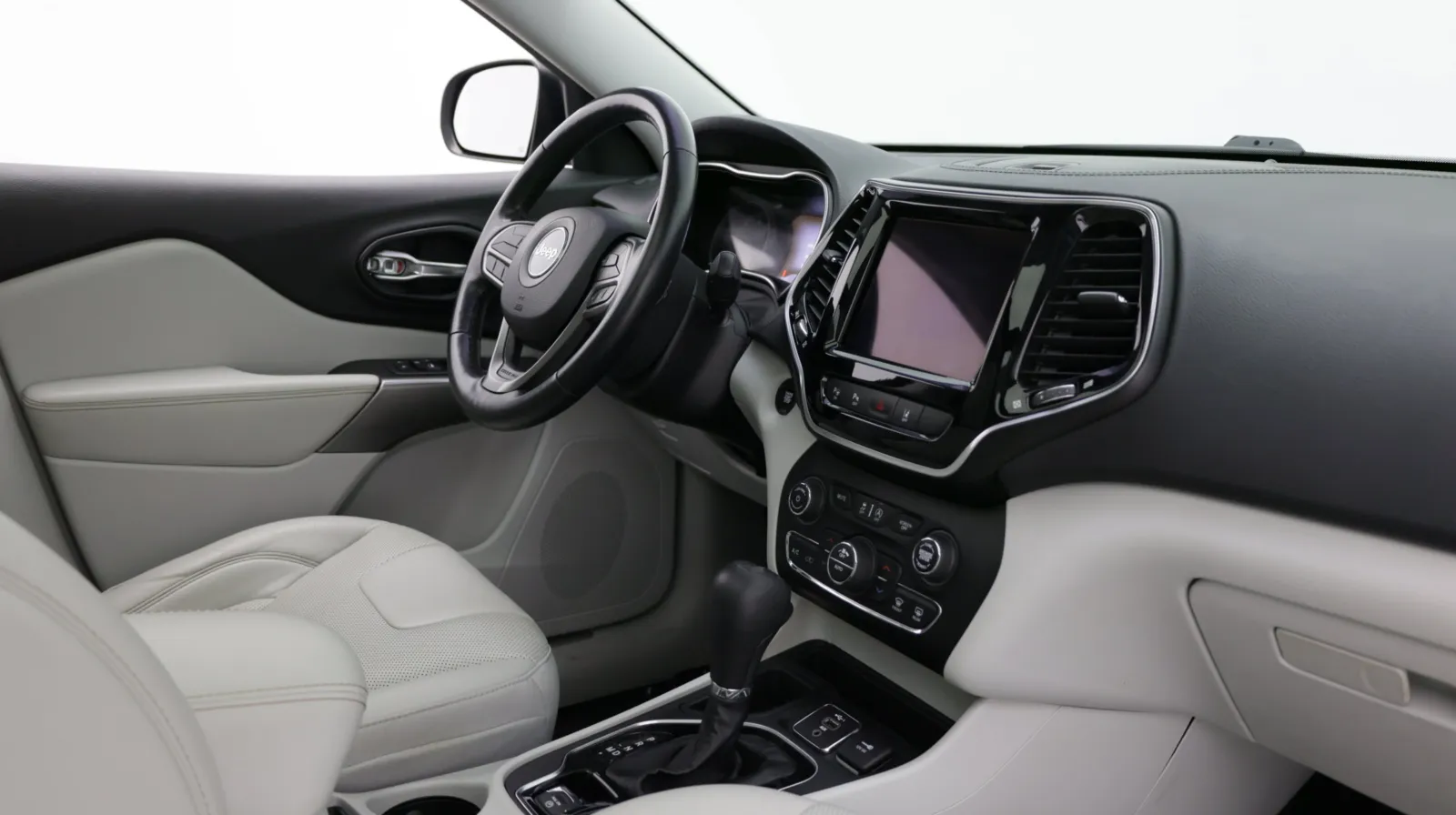 Jeep Cherokee photo 35