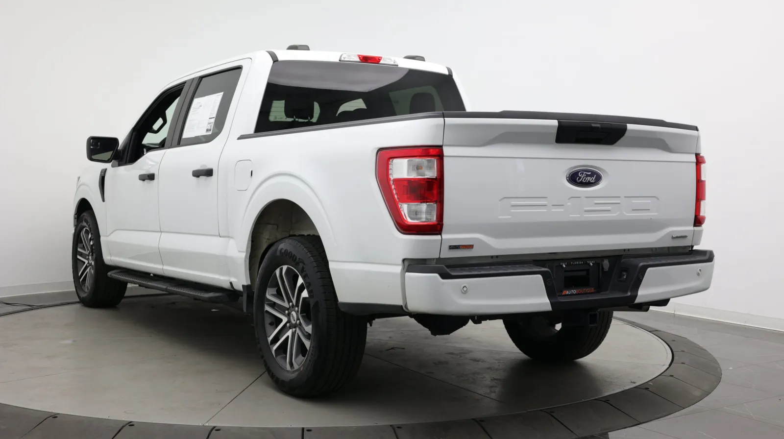 Ford F-150 photo 6