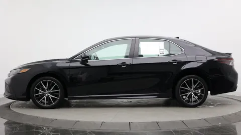 More photos of 2024 Toyota Camry SE at Auto Boutique Florida, FL