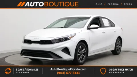 White 2024 Kia Forte LXS for sale in Jacksonville, FL