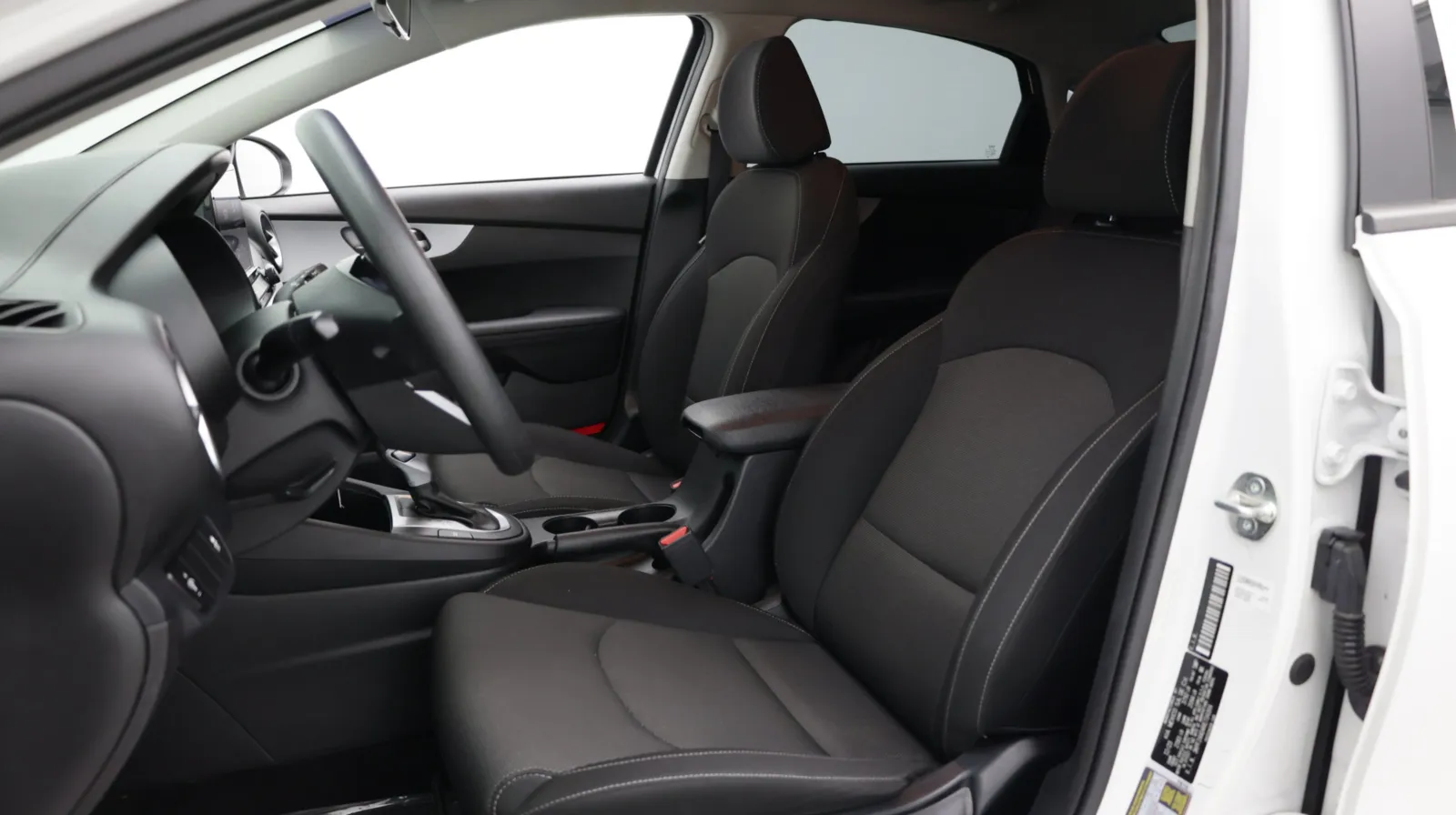 Kia Forte photo 12