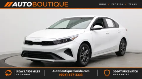 White 2024 Kia Forte LXS for sale in Jacksonville, FL