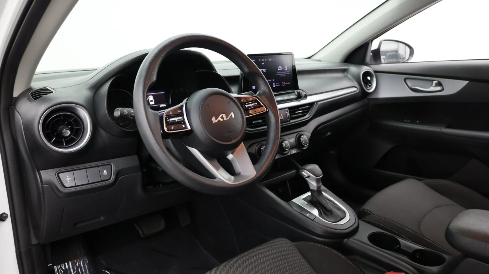 Kia Forte photo 10