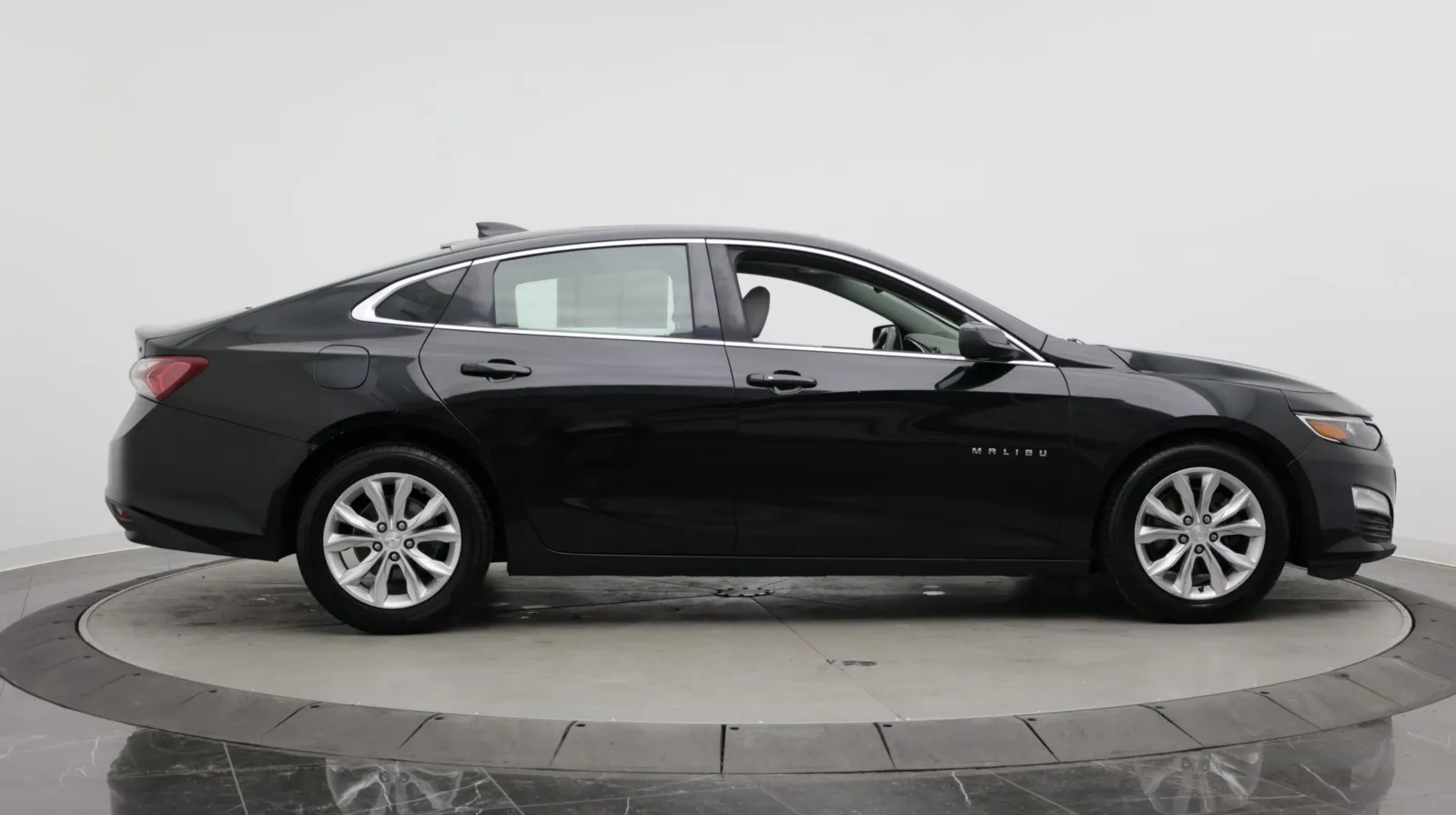 Chevrolet Malibu photo 9