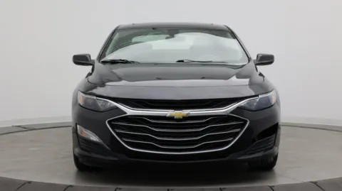 Photos of 2019 Chevrolet Malibu LT for sale in Jacksonville, FL at Auto Boutique Florida