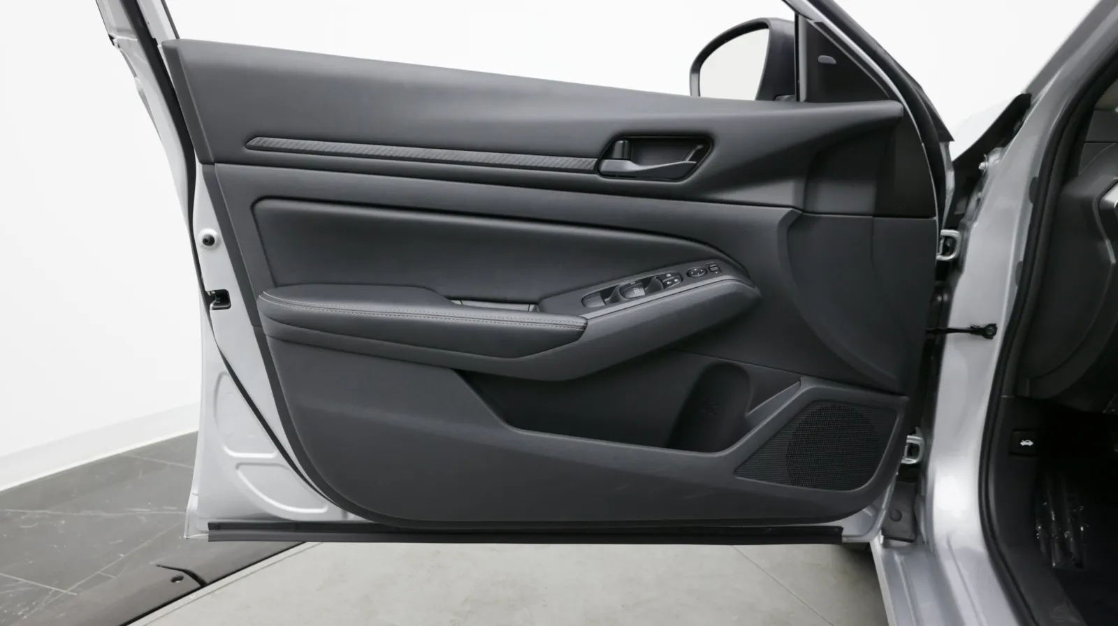 Nissan Altima photo 11