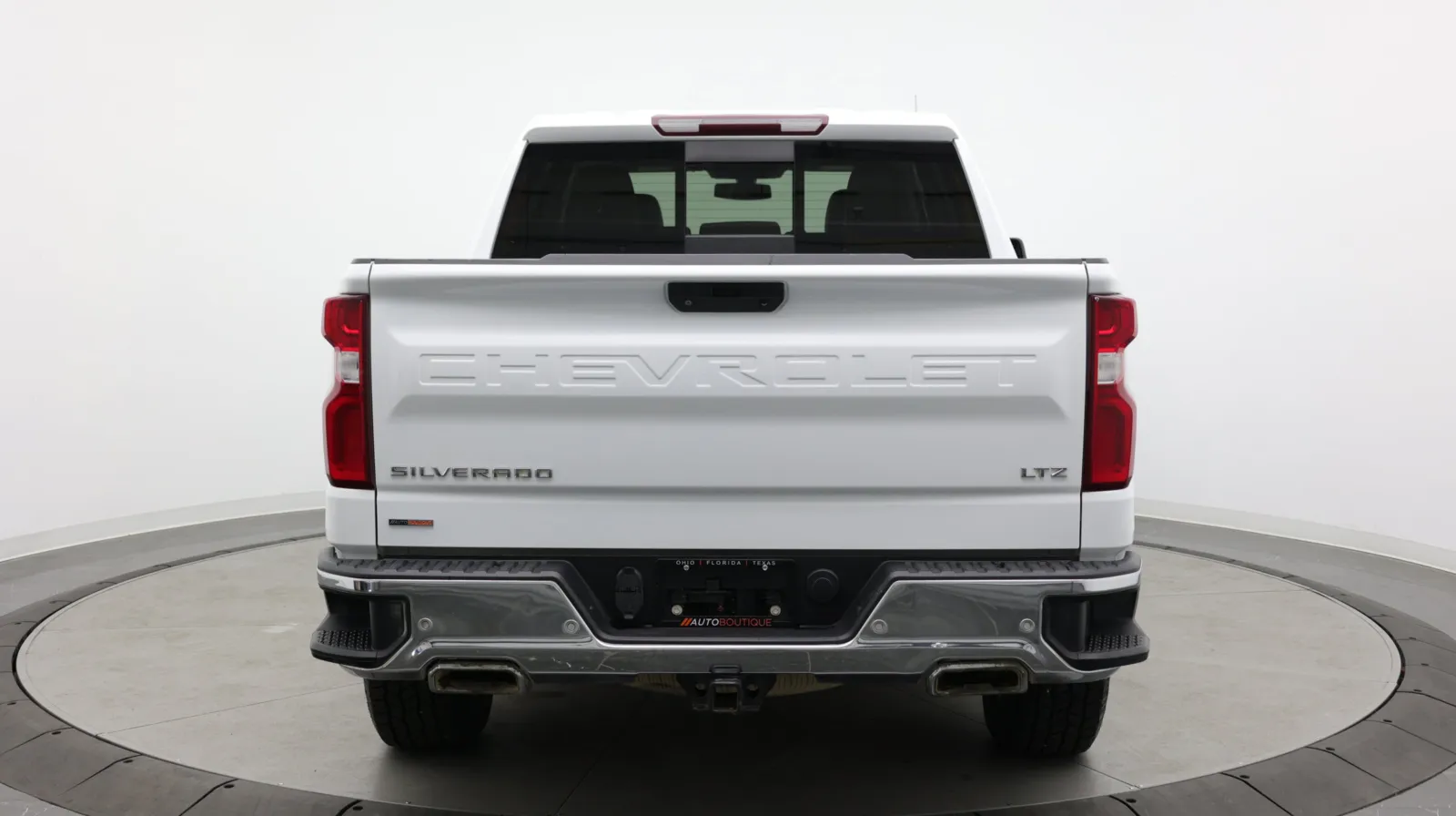 Chevrolet Silverado photo 8
