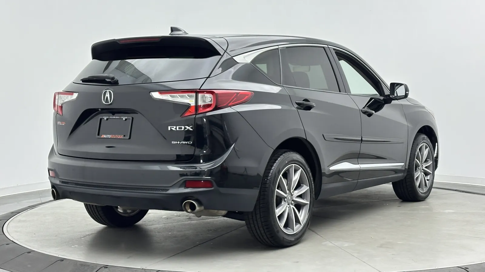 Acura RDX photo 8