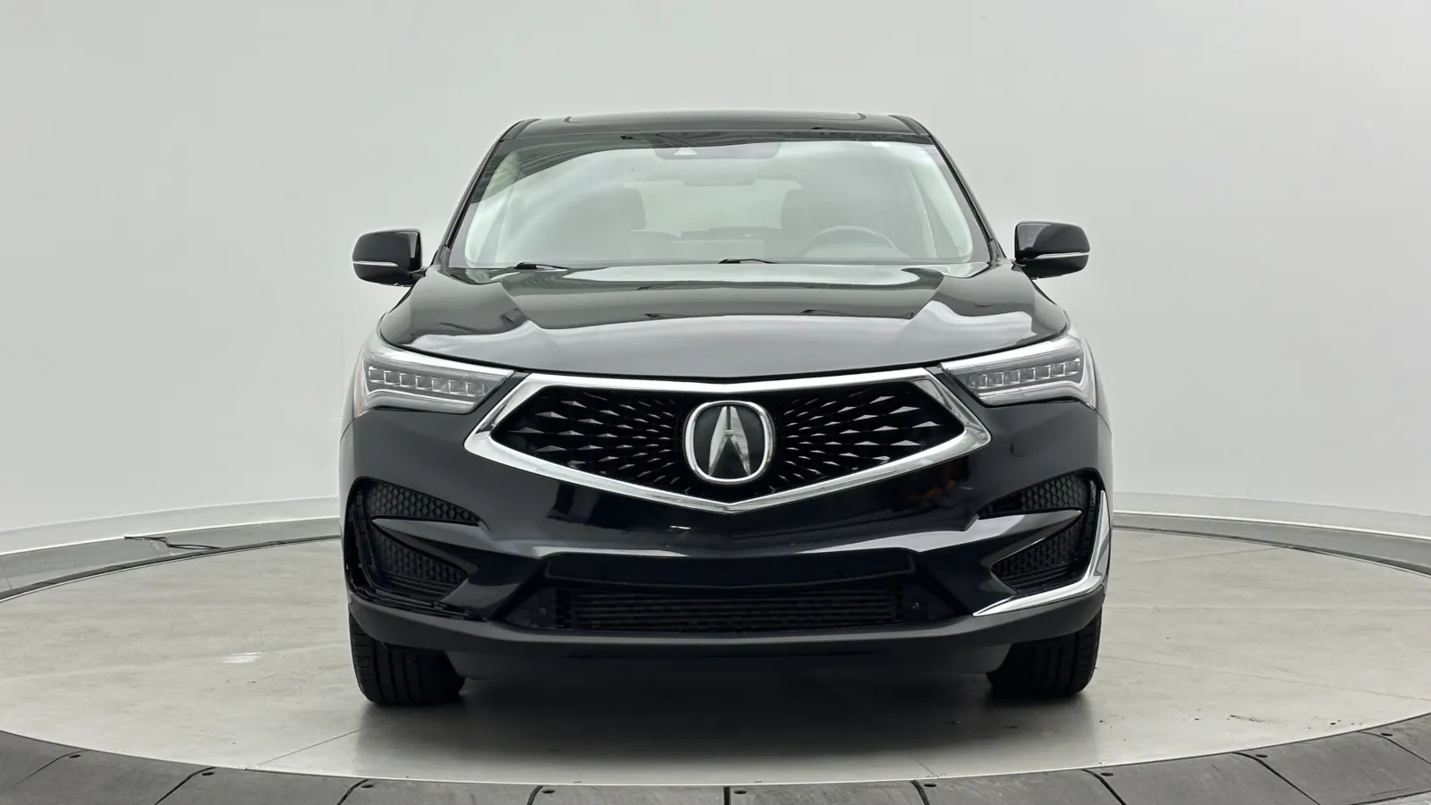 Acura RDX photo 2
