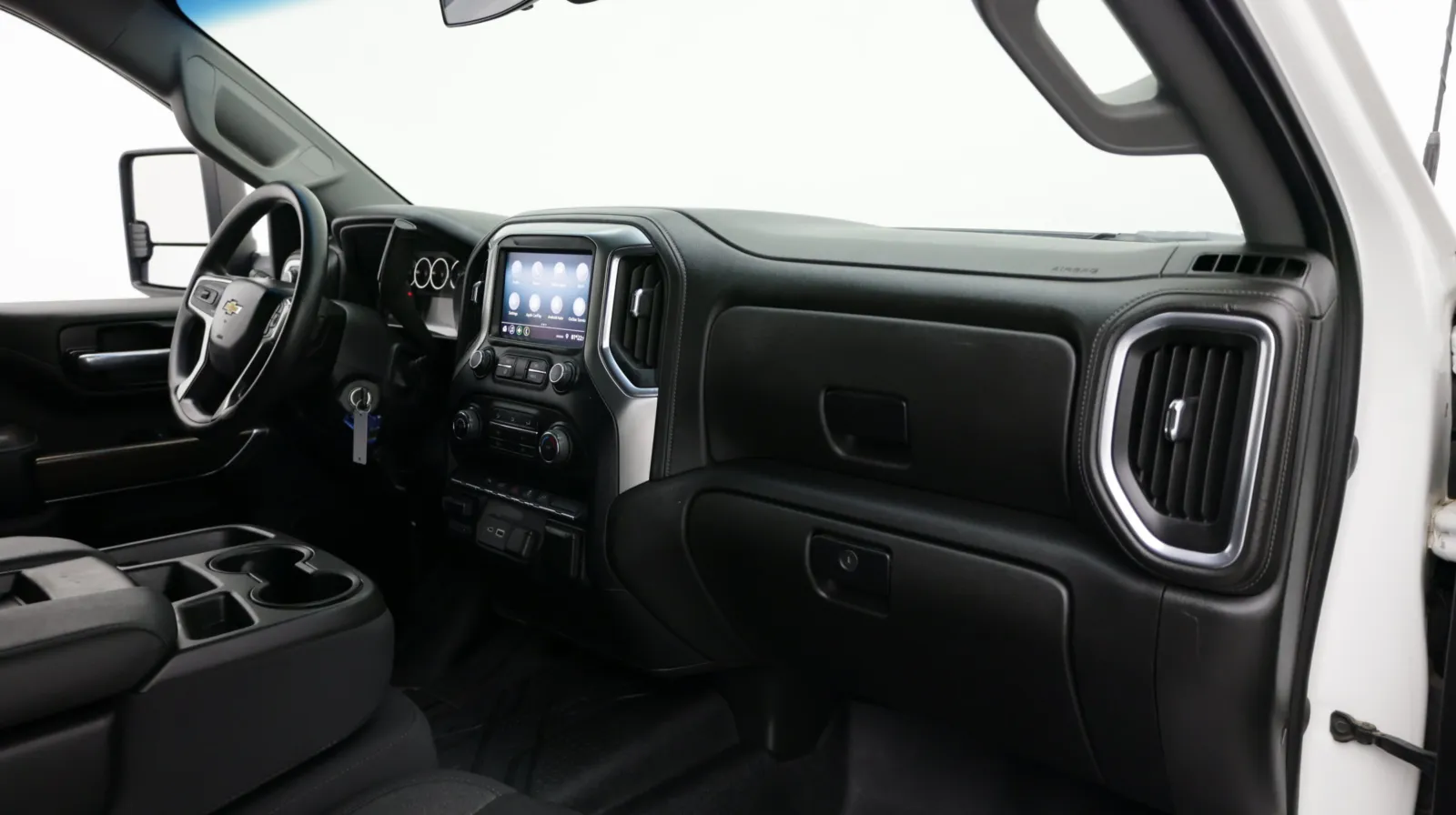 Chevrolet Silverado photo 36