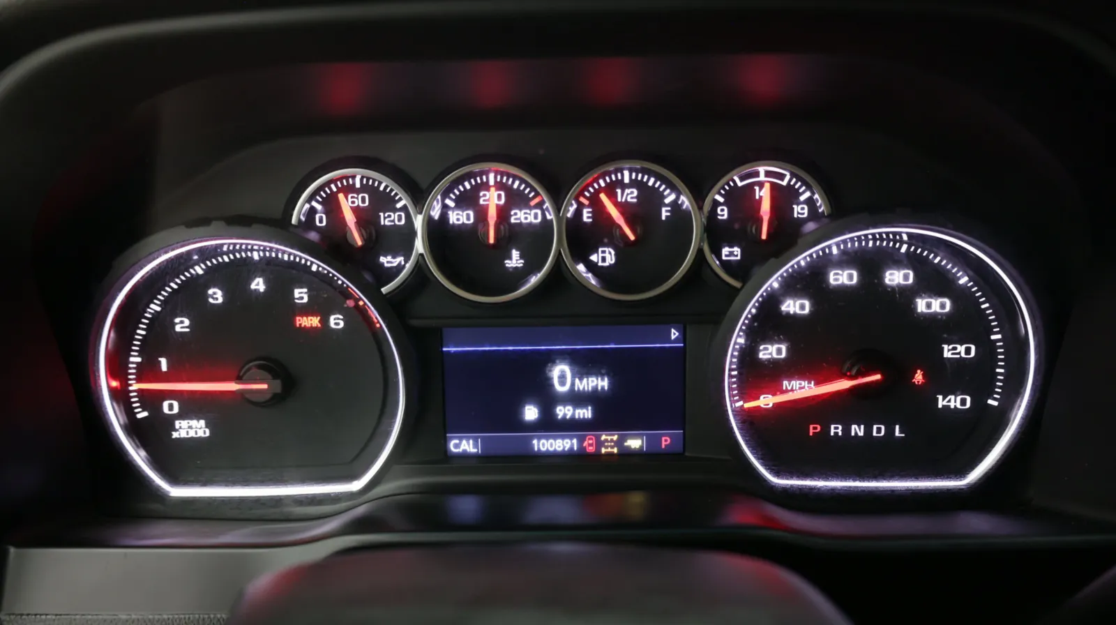 Chevrolet Silverado photo 19