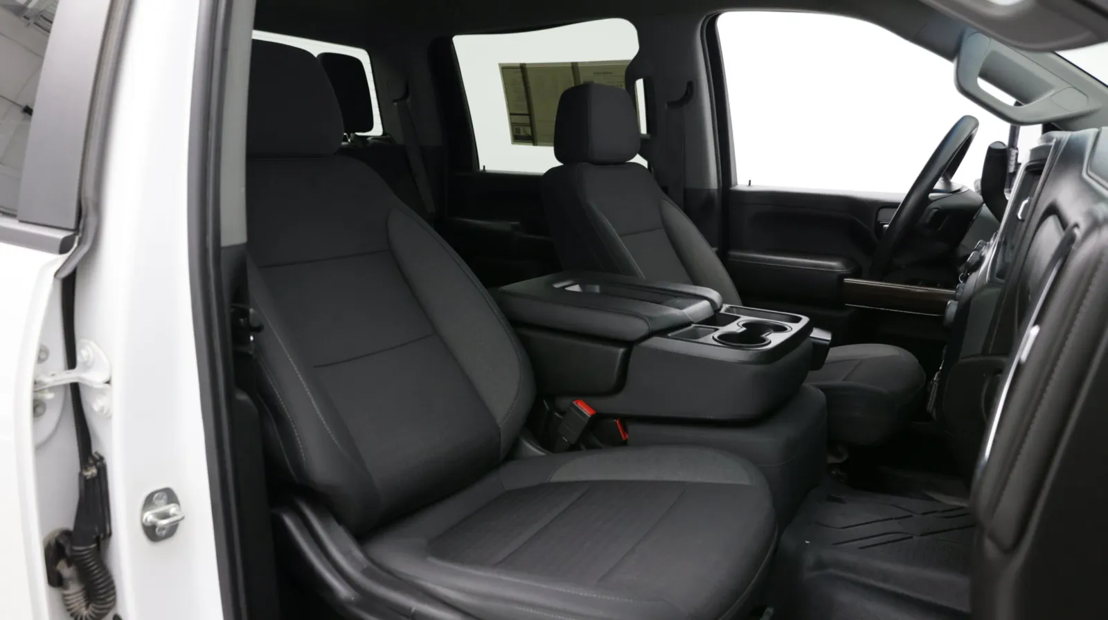 Chevrolet Silverado photo 35