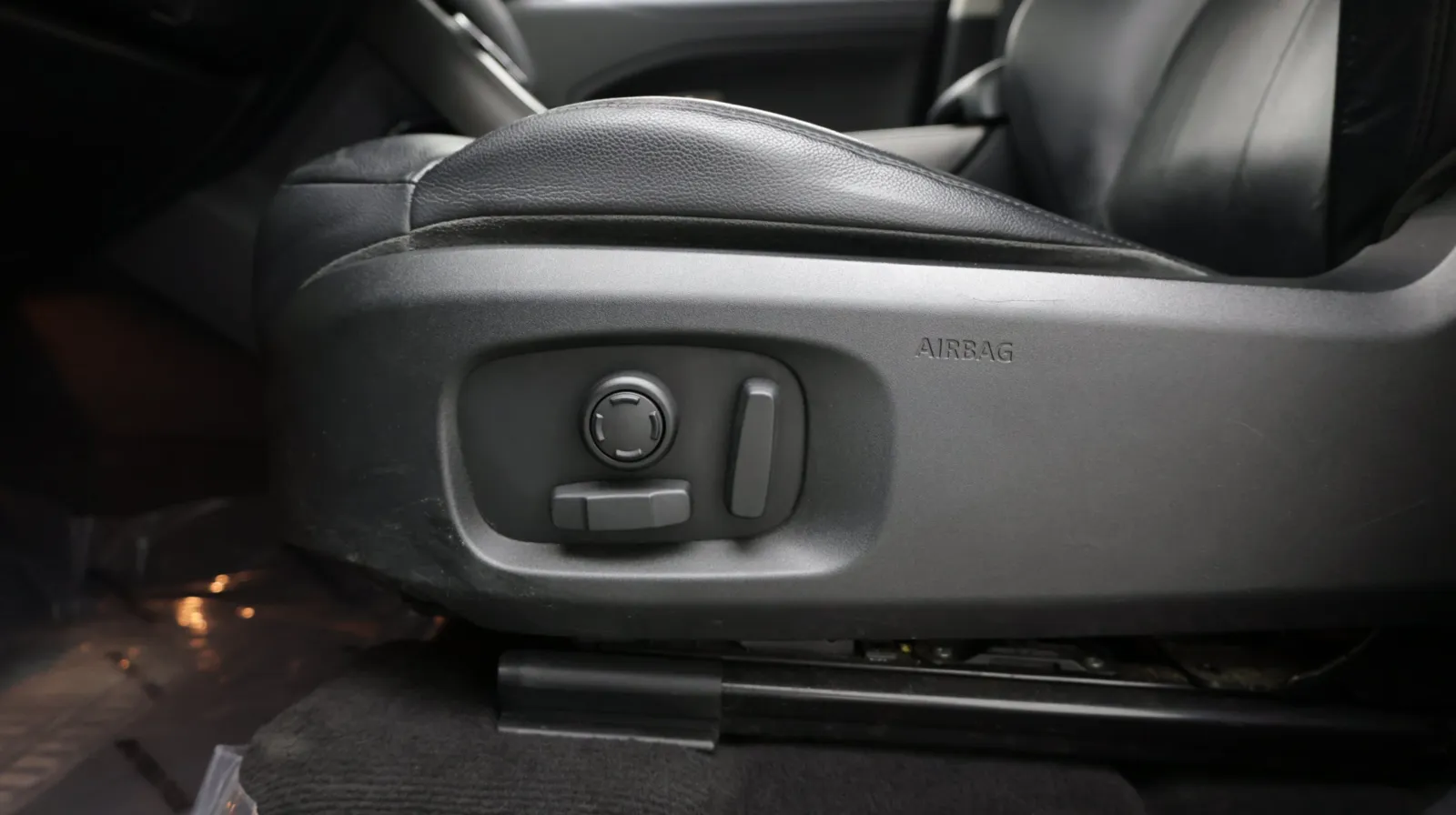 Land Rover Range Rover Evoque photo 12
