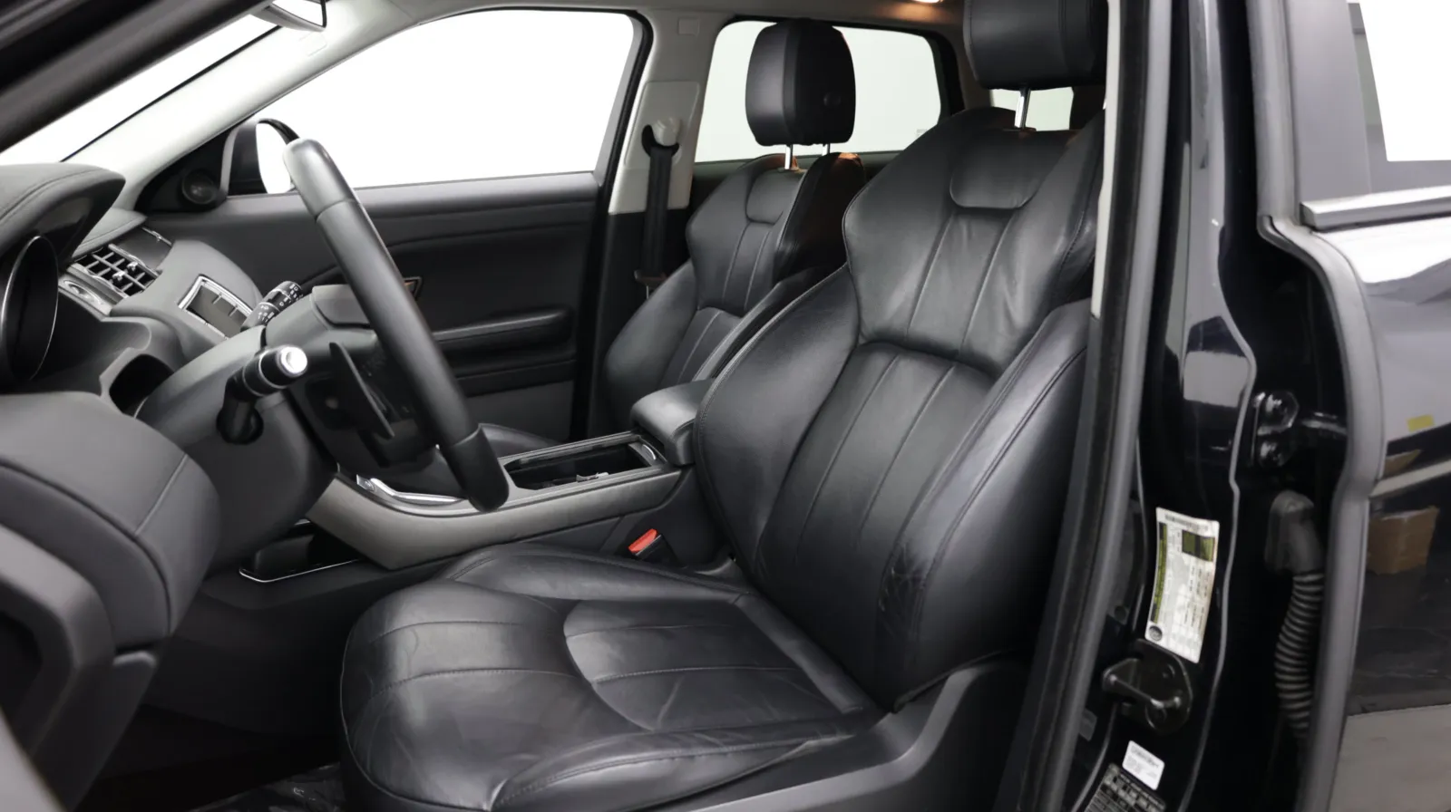 Land Rover Range Rover Evoque photo 13
