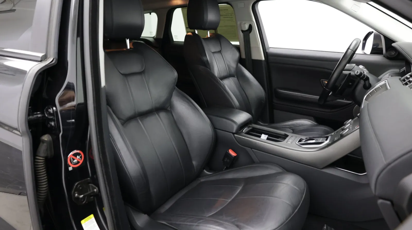 Land Rover Range Rover Evoque photo 36