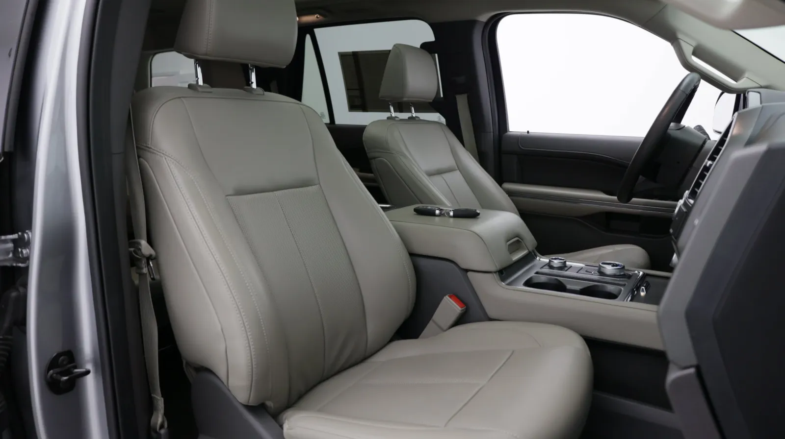 Ford Expedition photo 43
