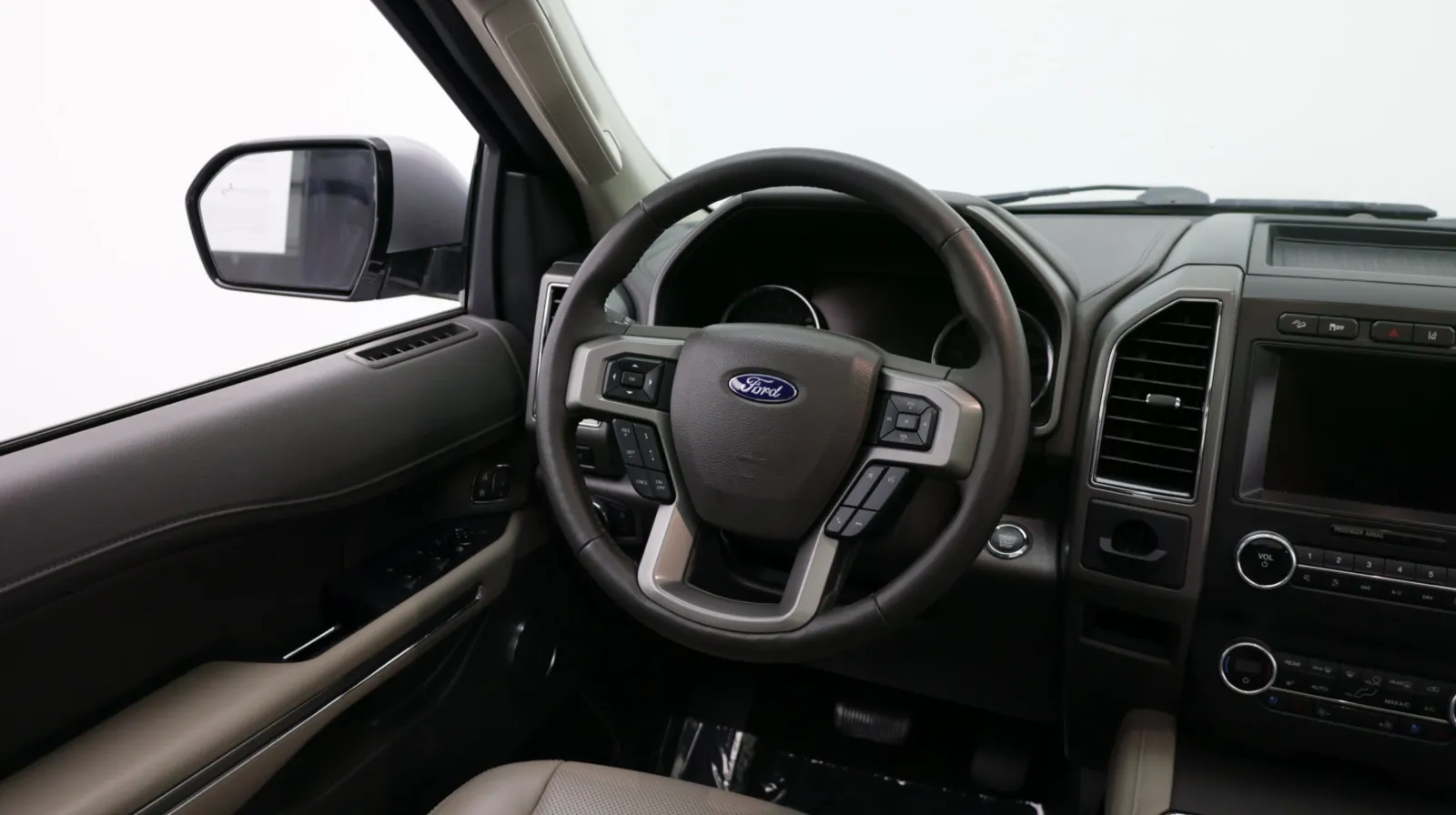 Ford Expedition photo 32