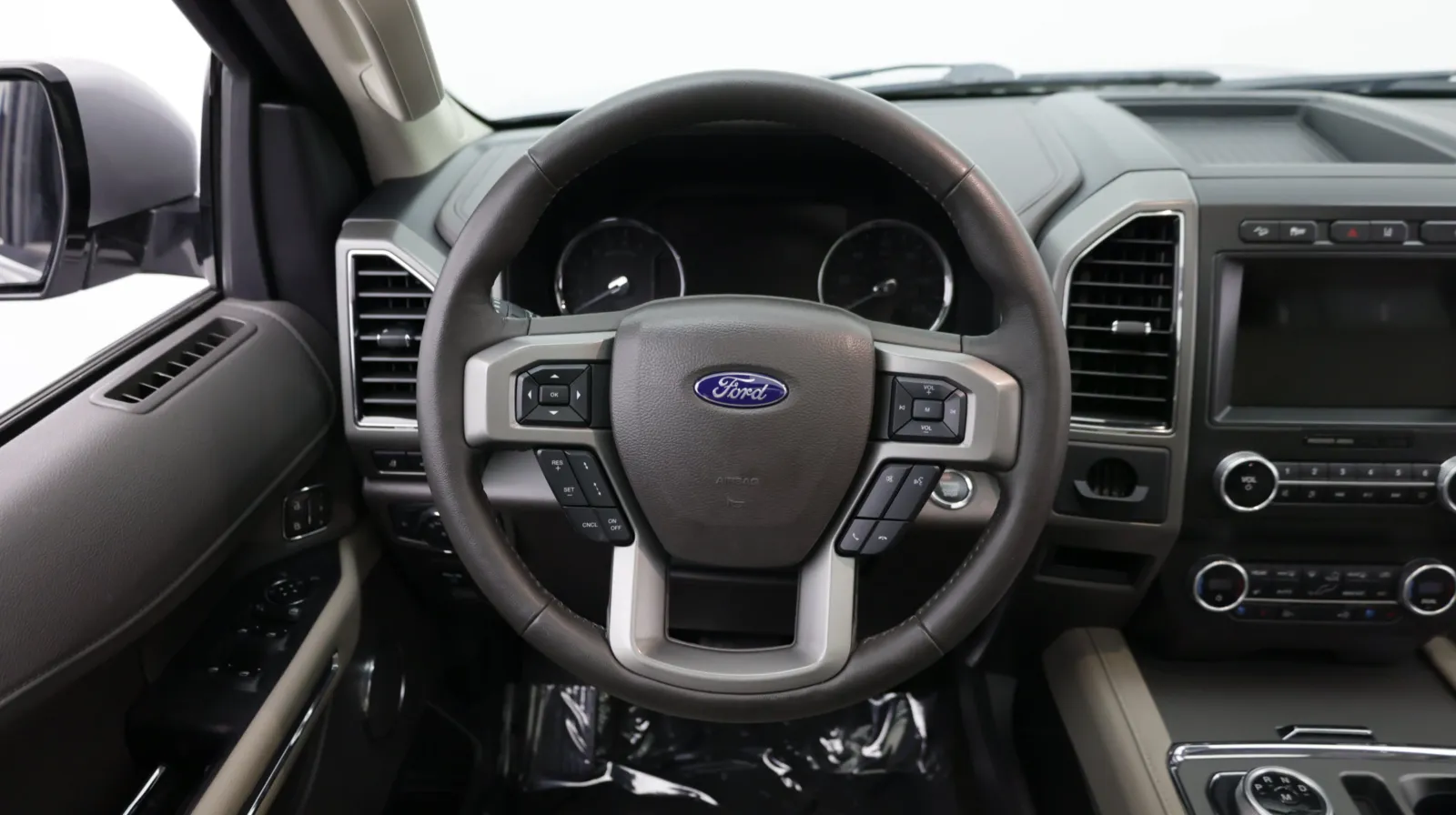 Ford Expedition photo 31