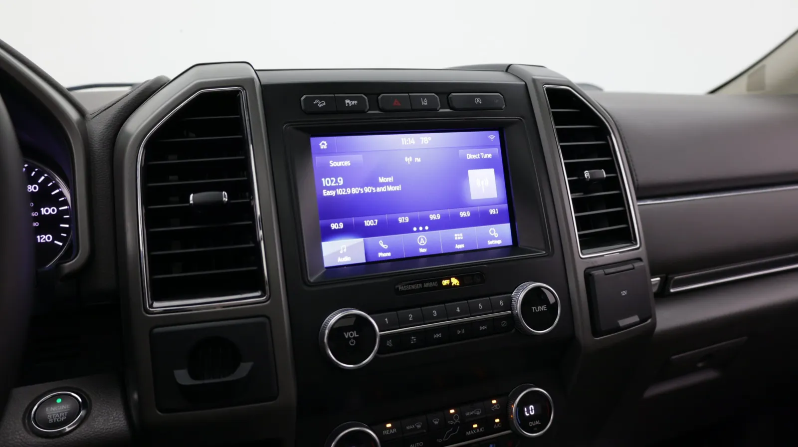 Ford Expedition photo 21