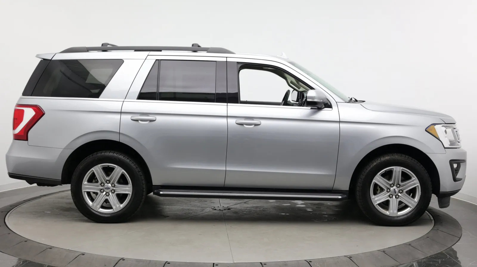 Ford Expedition photo 10