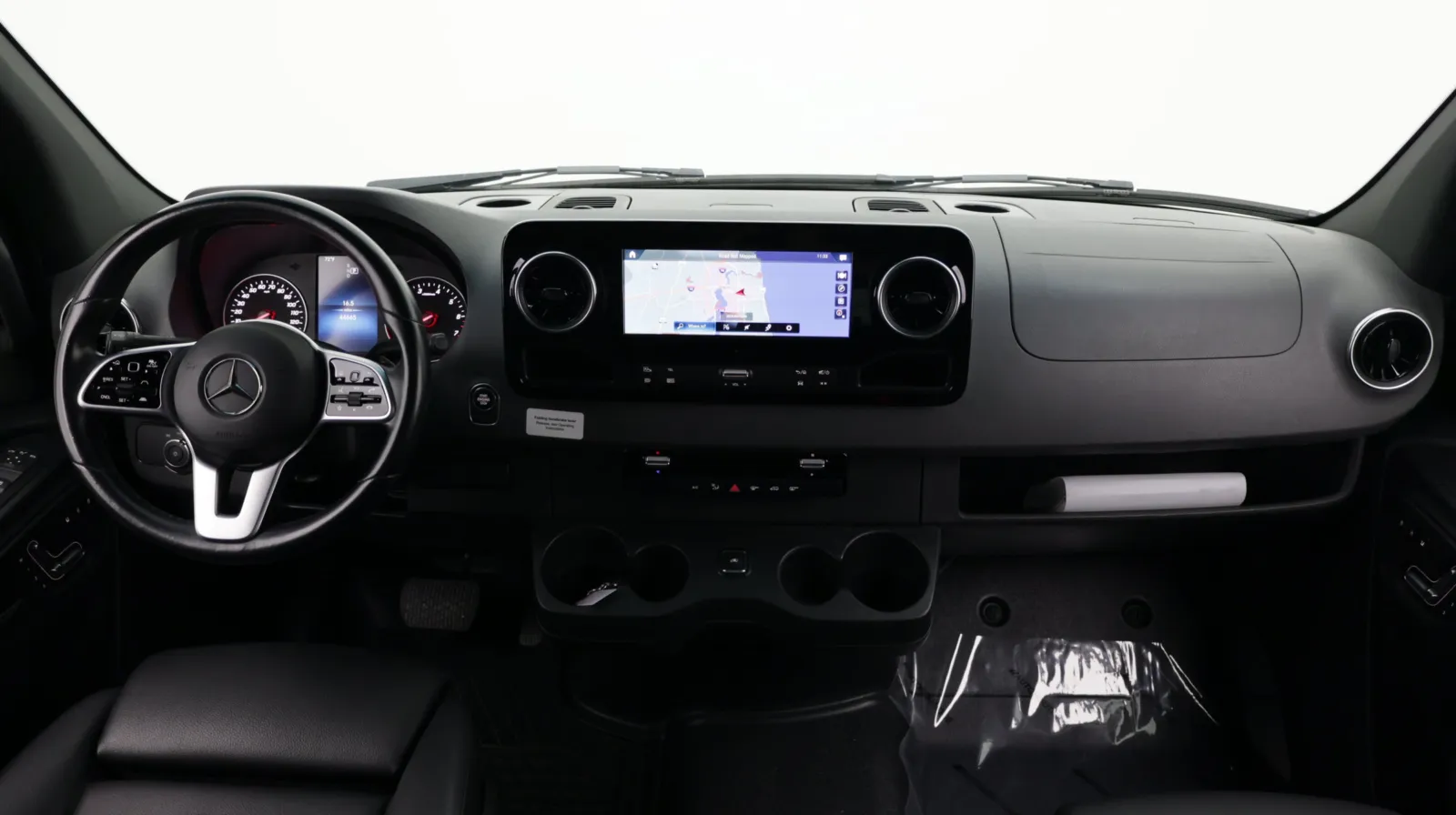 Mercedes-Benz Sprinter photo 25