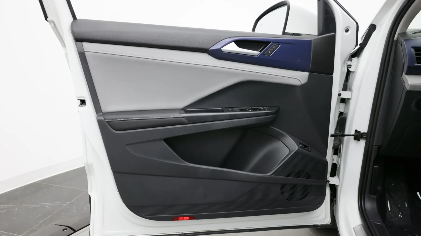 Volkswagen Taos photo 13