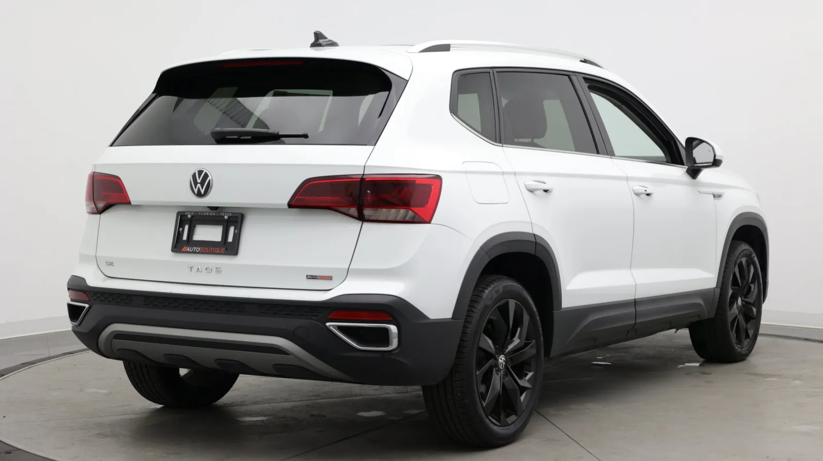 Volkswagen Taos photo 8