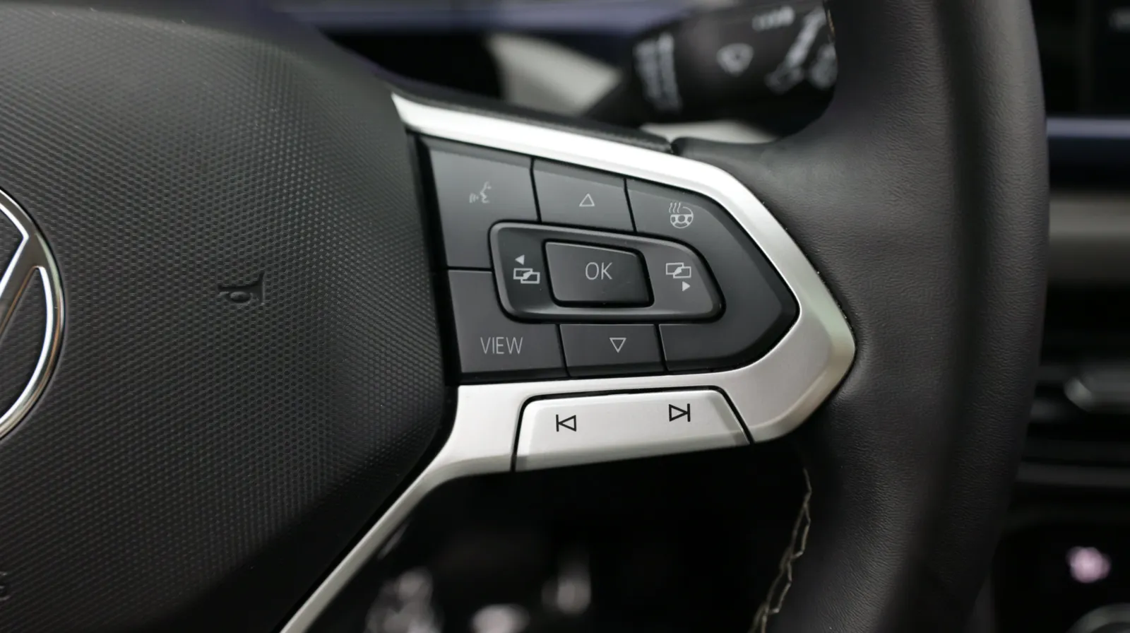 Volkswagen Taos photo 22