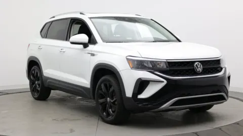 Another view of 2024 Volkswagen Taos SE for sale in Jacksonville, FL at Auto Boutique Florida