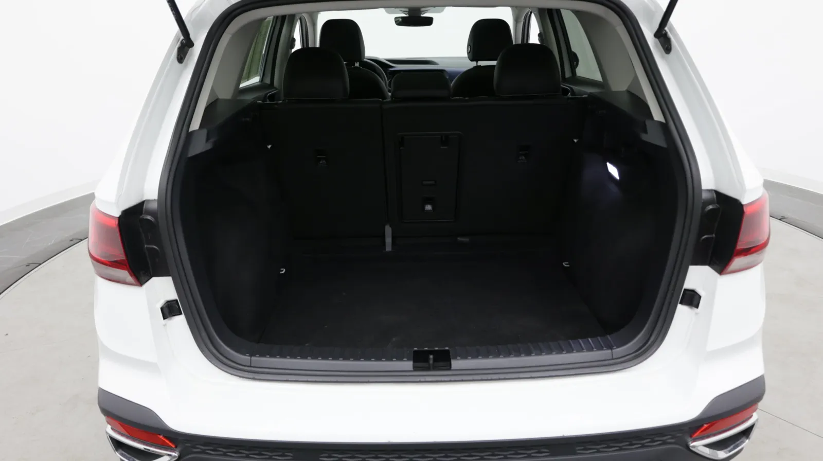 Volkswagen Taos photo 30