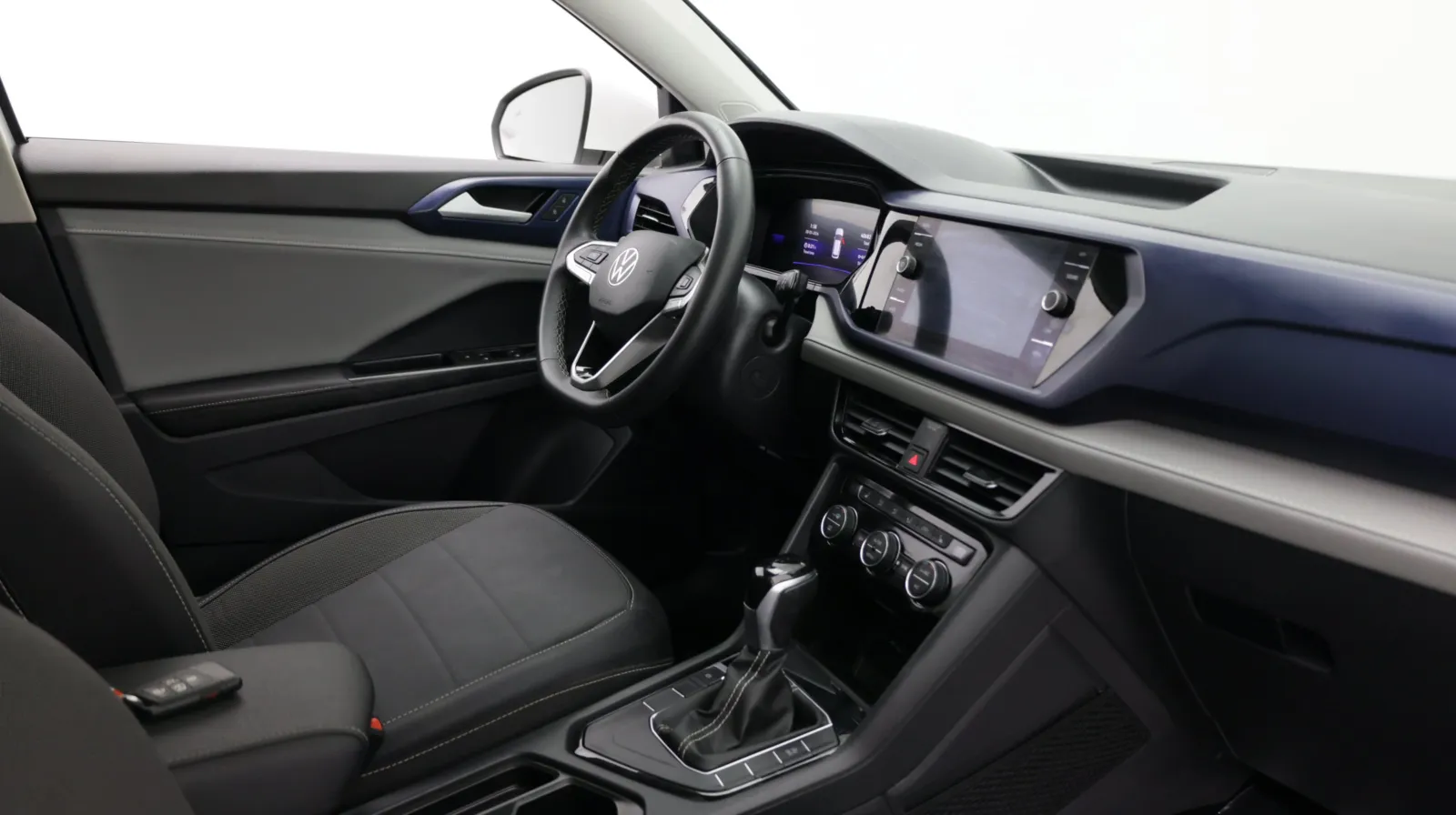 Volkswagen Taos photo 34