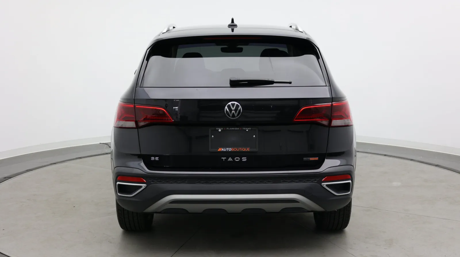 Volkswagen Taos photo 4