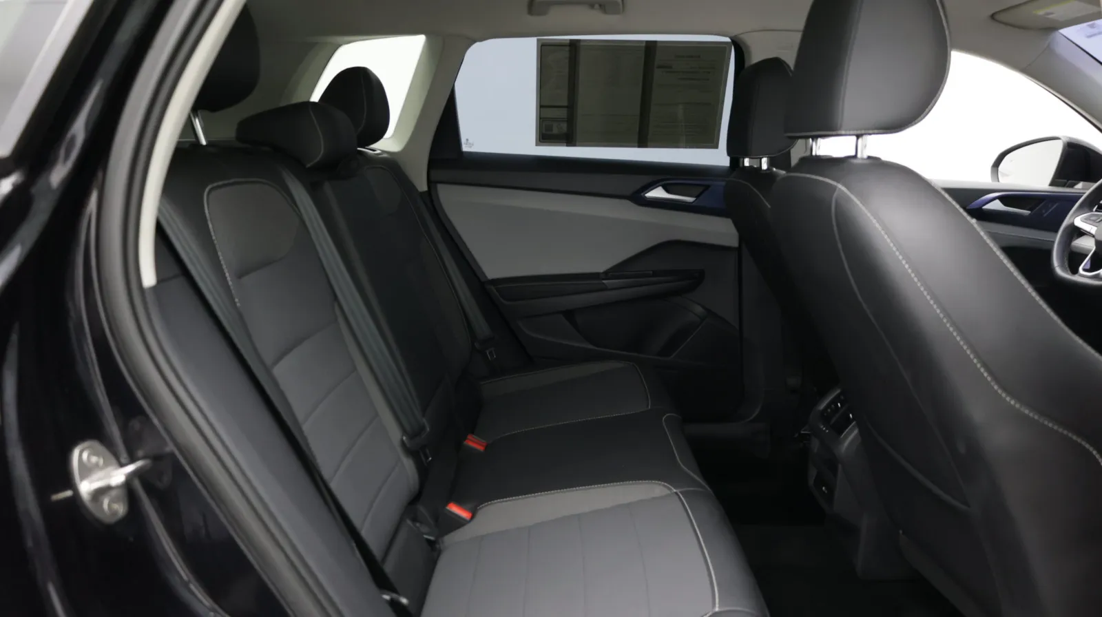 Volkswagen Taos photo 28