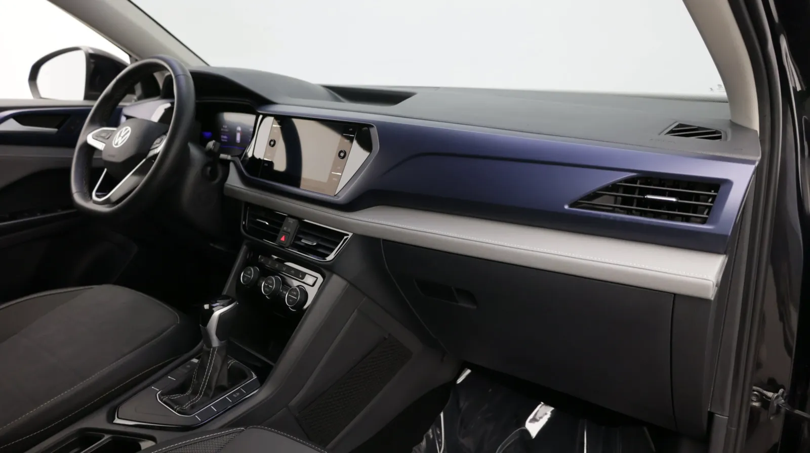 Volkswagen Taos photo 32