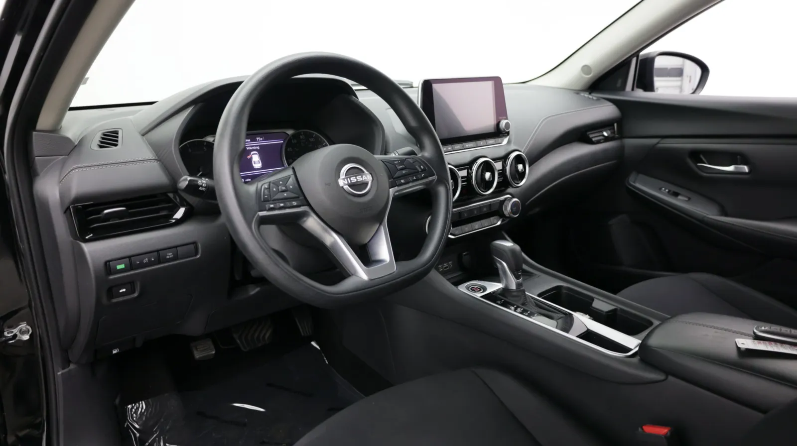 Nissan Sentra photo 11