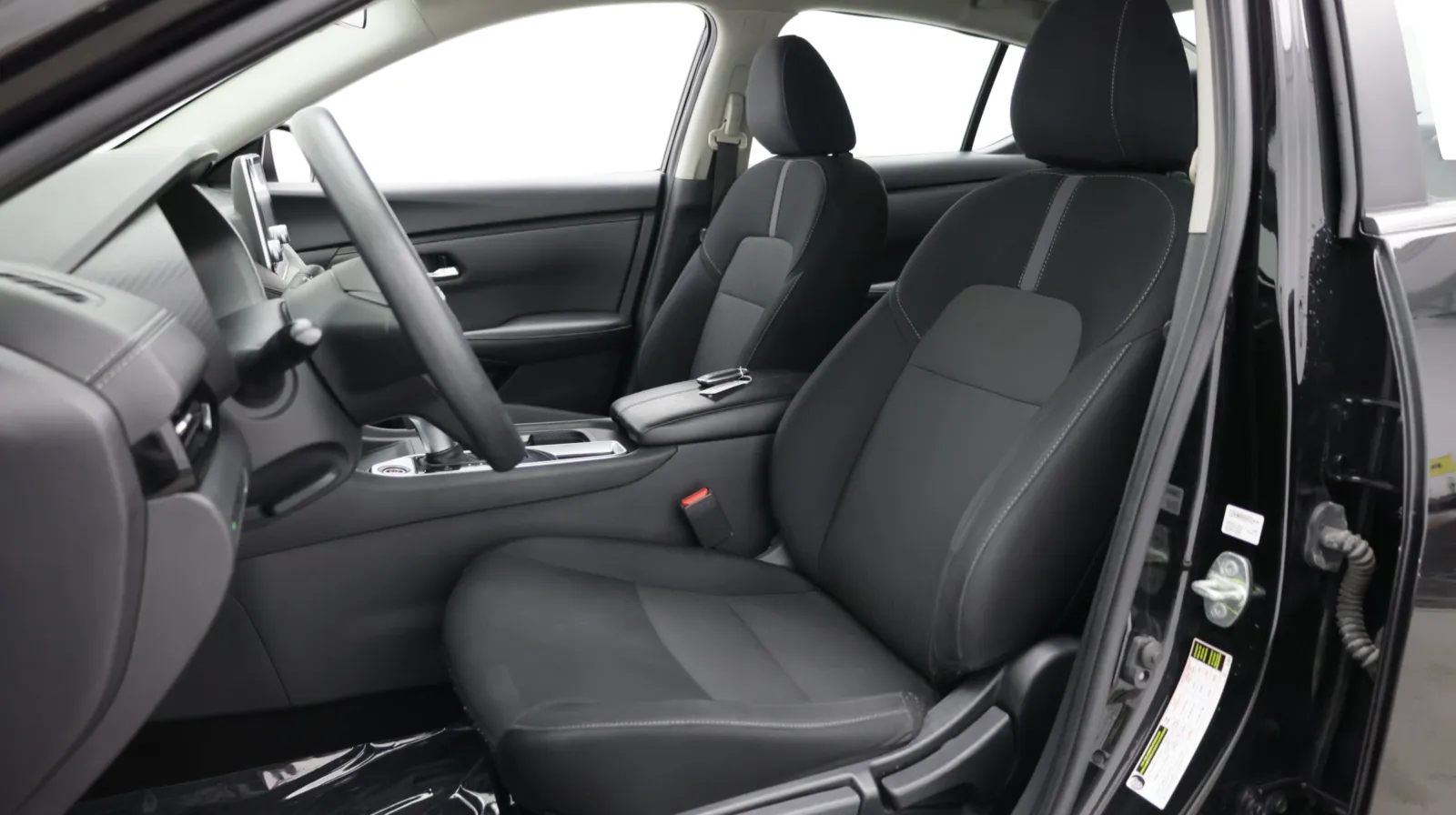 Nissan Sentra photo 14