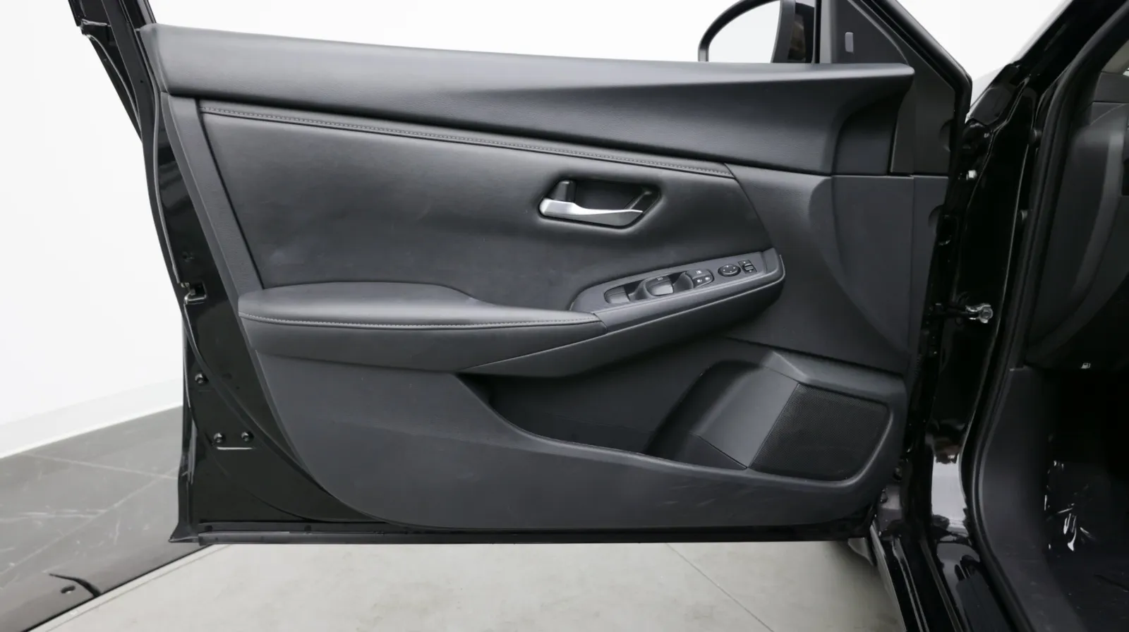 Nissan Sentra photo 10